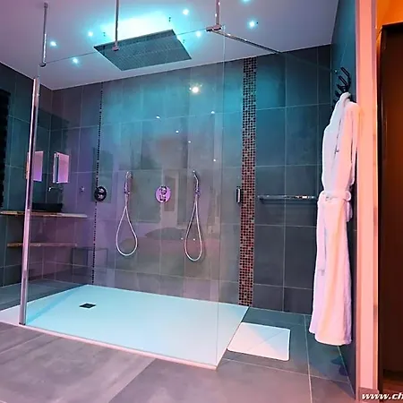 Ds Plaisir Avec Sauna, Jacuzzi A